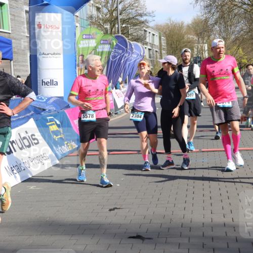 12.04.2026 - 45. Internationalen Wilhelmsburger Insellauf Strokosch-Dieckow http://msf.ph/oto/9458797 12.04.2026 10:48:34 Ziel 2384, 2442, 3631, 5578, 3414, 3307, 4882, 2053, 4563, 4866 meine-sportfotos.de
