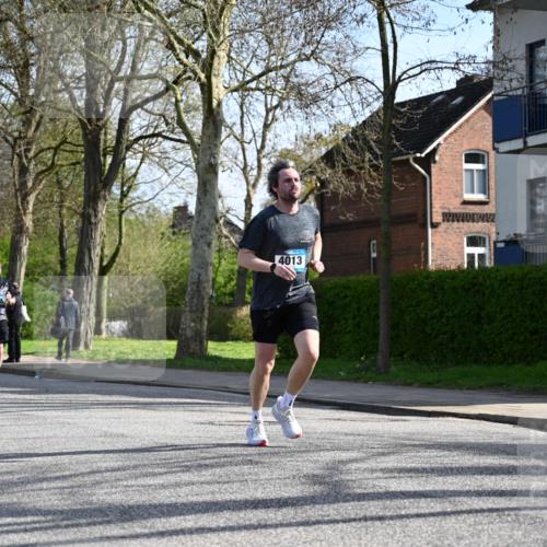 12.04.2026 - 45. Internationalen Wilhelmsburger Insellauf J. Mangold http://msf.ph/oto/9458868 12.04.2026 10:37:55 Ziel 4833, 5706, 2105, 4013, 3386, 5289, 2537, 2020, 5363, 2986, 5732, 3087, 4832, 2605, 2614, 4063, 3214, 2710 meine-sportfotos.de