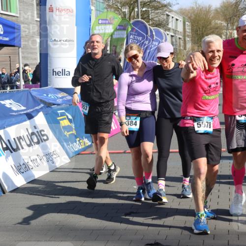 12.04.2026 - 45. Internationalen Wilhelmsburger Insellauf Strokosch-Dieckow http://msf.ph/oto/9458876 12.04.2026 10:48:37 Ziel 3307, 4882, 2053, 4563, 4866, 2438, 3513 meine-sportfotos.de