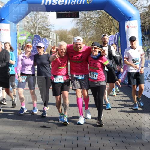 12.04.2026 - 45. Internationalen Wilhelmsburger Insellauf Strokosch-Dieckow http://msf.ph/oto/9458886 12.04.2026 10:48:37 Ziel 3307, 4882, 2053, 4563, 4866, 2438, 3513 meine-sportfotos.de