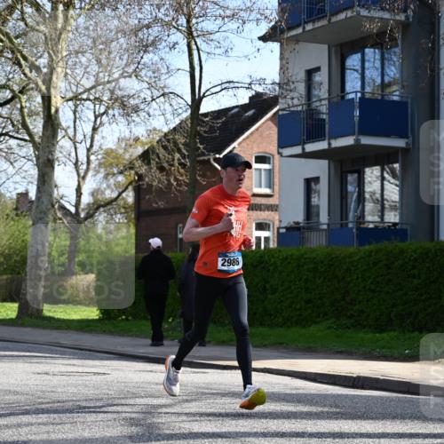 12.04.2026 - 45. Internationalen Wilhelmsburger Insellauf J. Mangold http://msf.ph/oto/9458911 12.04.2026 10:38:07 Ziel 3386, 5289, 2537, 2020, 5363, 2986, 5732, 3087, 4832, 2605, 2614, 4063, 3214, 2710, 4264, 3911 meine-sportfotos.de