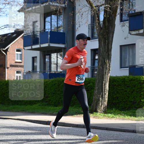 12.04.2026 - 45. Internationalen Wilhelmsburger Insellauf J. Mangold http://msf.ph/oto/9458923 12.04.2026 10:38:07 Ziel 3386, 5289, 2537, 2020, 5363, 2986, 5732, 3087, 4832, 2605, 2614, 4063, 3214, 2710, 4264, 3911 meine-sportfotos.de