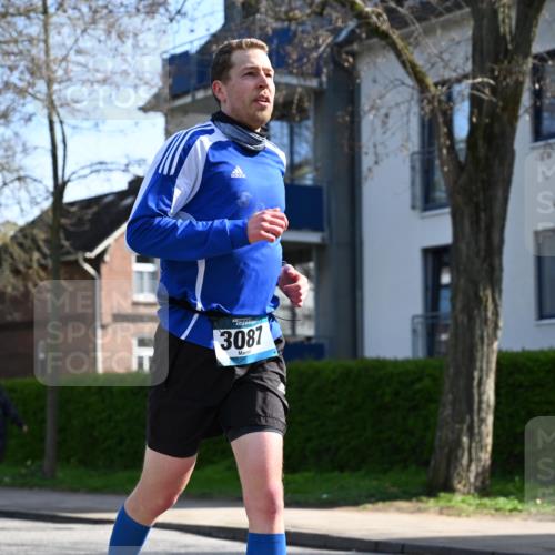 12.04.2026 - 45. Internationalen Wilhelmsburger Insellauf J. Mangold http://msf.ph/oto/9458934 12.04.2026 10:38:09 Ziel 5289, 2537, 2020, 5363, 2986, 5732, 3087, 4832, 2605, 2614, 4063, 4063, 3214, 2710, 4264, 4264, 3911 meine-sportfotos.de