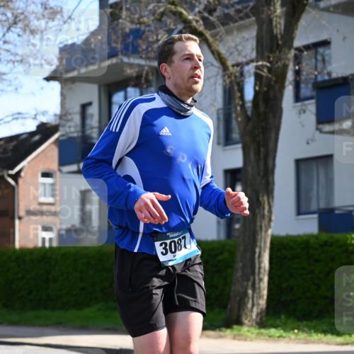 12.04.2026 - 45. Internationalen Wilhelmsburger Insellauf J. Mangold http://msf.ph/oto/9458937 12.04.2026 10:38:09 Ziel 5289, 2537, 2020, 5363, 2986, 5732, 3087, 4832, 2605, 2614, 4063, 4063, 3214, 2710, 4264, 4264, 3911 meine-sportfotos.de