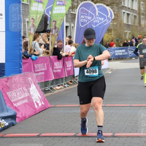 12.04.2026 - 45. Internationalen Wilhelmsburger Insellauf Strokosch-Dieckow http://msf.ph/oto/9459001 12.04.2026 13:01:15 Laufen  meine-sportfotos.de