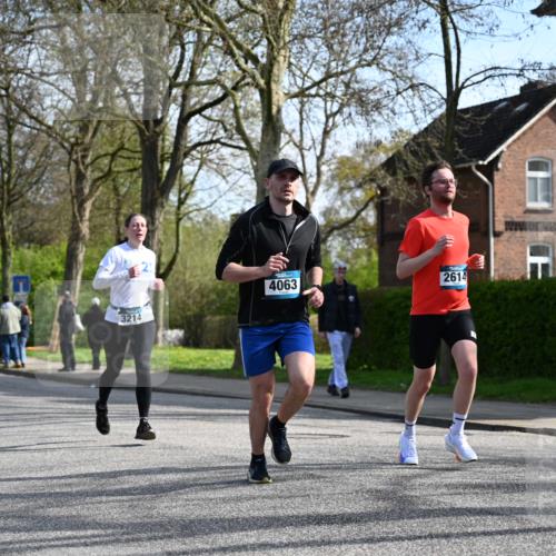 12.04.2026 - 45. Internationalen Wilhelmsburger Insellauf J. Mangold http://msf.ph/oto/9459014 12.04.2026 10:38:22 Ziel 3087, 4832, 2605, 2614, 4063, 3214, 2710, 4264, 3911, 5511, 4679, 2115 meine-sportfotos.de