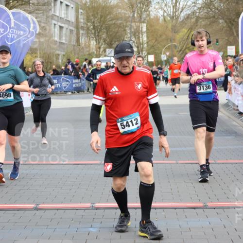 12.04.2026 - 45. Internationalen Wilhelmsburger Insellauf Strokosch-Dieckow http://msf.ph/oto/9459031 12.04.2026 13:01:14 Laufen  meine-sportfotos.de