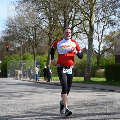 12.04.2026 - 45. Internationalen Wilhelmsburger Insellauf J. Mangold http://msf.ph/oto/9459051 12.04.2026 10:38:26 Ziel 2614, 4063, 3214, 2710, 4264, 3911, 5511, 4679, 2115, 2115, 3066, 5521 meine-sportfotos.de