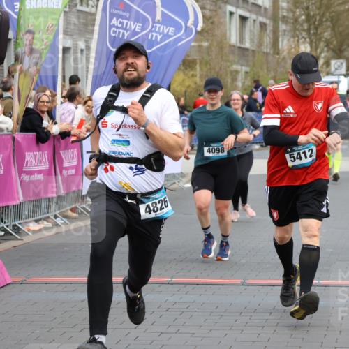 12.04.2026 - 45. Internationalen Wilhelmsburger Insellauf Strokosch-Dieckow http://msf.ph/oto/9459077 12.04.2026 13:01:12 Laufen  meine-sportfotos.de