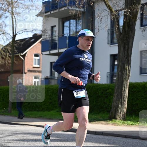 12.04.2026 - 45. Internationalen Wilhelmsburger Insellauf J. Mangold http://msf.ph/oto/9459093 12.04.2026 10:38:40 Ziel 2710, 4264, 3911, 5511, 4679, 2115, 3066, 5521, 3139, 4009, 4608, 2878 meine-sportfotos.de