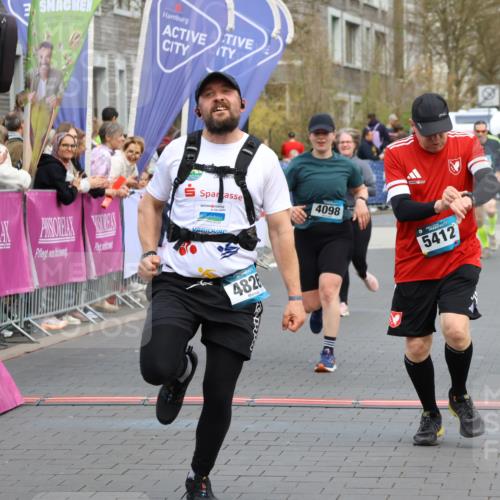12.04.2026 - 45. Internationalen Wilhelmsburger Insellauf Strokosch-Dieckow http://msf.ph/oto/9459095 12.04.2026 13:01:12 Laufen  meine-sportfotos.de