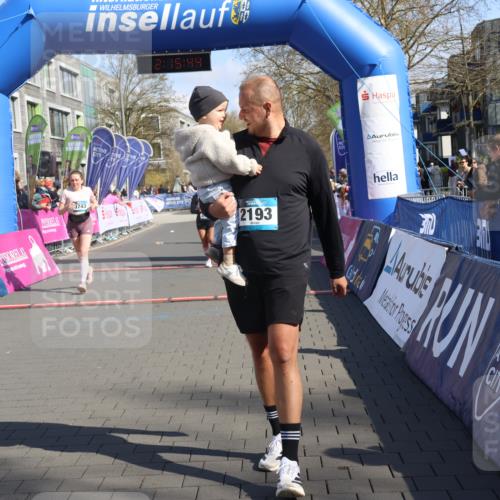 12.04.2026 - 45. Internationalen Wilhelmsburger Insellauf Strokosch-Dieckow http://msf.ph/oto/9459097 12.04.2026 11:05:42 Ziel 2530, 3743, 5748, 4464, 5810 meine-sportfotos.de