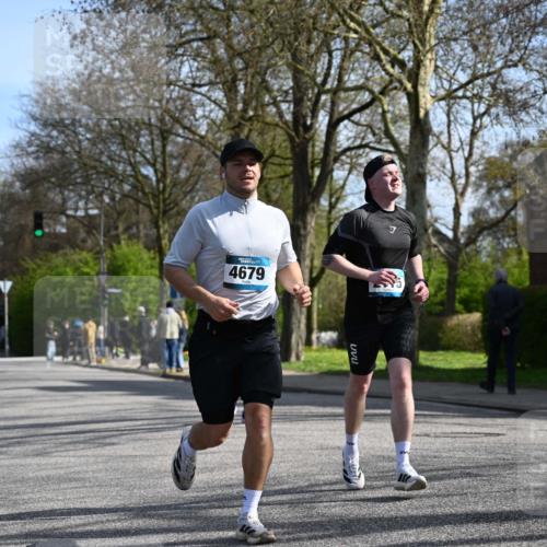 12.04.2026 - 45. Internationalen Wilhelmsburger Insellauf J. Mangold http://msf.ph/oto/9459109 12.04.2026 10:38:44 Ziel 4264, 3911, 5511, 4679, 2115, 3066, 5521, 3139, 4009, 4608, 2878, 3110, 4040, 4325 meine-sportfotos.de