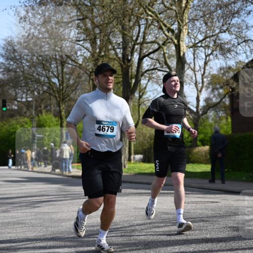 12.04.2026 - 45. Internationalen Wilhelmsburger Insellauf J. Mangold http://msf.ph/oto/9459110 12.04.2026 10:38:44 Ziel 4264, 3911, 5511, 4679, 2115, 3066, 5521, 3139, 4009, 4608, 2878, 3110, 4040, 4325 meine-sportfotos.de