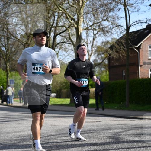 12.04.2026 - 45. Internationalen Wilhelmsburger Insellauf J. Mangold http://msf.ph/oto/9459112 12.04.2026 10:38:44 Ziel 4264, 3911, 5511, 4679, 2115, 3066, 5521, 3139, 4009, 4608, 2878, 3110, 4040, 4325 meine-sportfotos.de