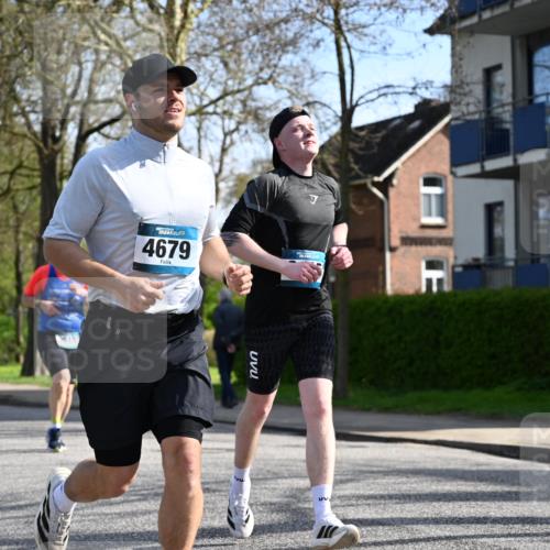 12.04.2026 - 45. Internationalen Wilhelmsburger Insellauf J. Mangold http://msf.ph/oto/9459121 12.04.2026 10:38:45 Ziel 4264, 3911, 5511, 4679, 2115, 3066, 5521, 3139, 4009, 4608, 2878, 3110, 4040, 4325, 4871, 4393 meine-sportfotos.de