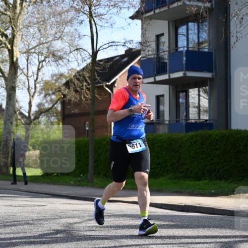 12.04.2026 - 45. Internationalen Wilhelmsburger Insellauf J. Mangold http://msf.ph/oto/9459136 12.04.2026 10:38:47 Ziel 3911, 5511, 4679, 2115, 3066, 5521, 3139, 4009, 4009, 4608, 2878, 3110, 4040, 4325, 4871, 4393, 4976 meine-sportfotos.de