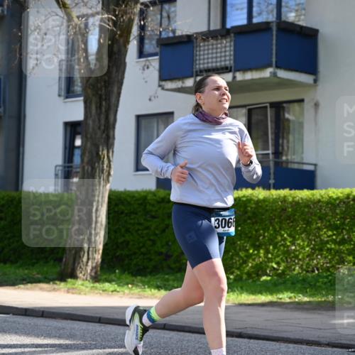 12.04.2026 - 45. Internationalen Wilhelmsburger Insellauf J. Mangold http://msf.ph/oto/9459146 12.04.2026 10:38:59 Ziel 5511, 4679, 2115, 3066, 5521, 3139, 4009, 4009, 4608, 2878, 3110, 4040, 4325, 4871, 4393, 4976, 3043, 5405, 5331, 2521, 2953 meine-sportfotos.de