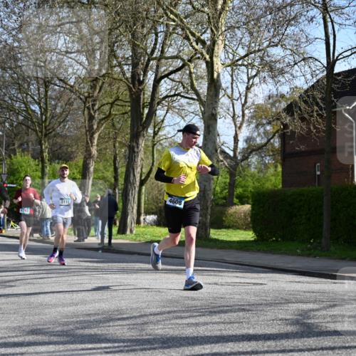 12.04.2026 - 45. Internationalen Wilhelmsburger Insellauf J. Mangold http://msf.ph/oto/9459186 12.04.2026 10:39:17 Ziel 3139, 4009, 4608, 2878, 3110, 4040, 4325, 4871, 4393, 4976, 3043, 5405, 5331, 2521, 2953, 4522, 3442, 5688, 3834, 4629, 4401 meine-sportfotos.de