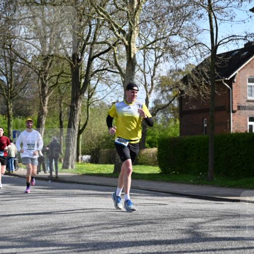 12.04.2026 - 45. Internationalen Wilhelmsburger Insellauf J. Mangold http://msf.ph/oto/9459191 12.04.2026 10:39:18 Ziel 3139, 4009, 4608, 2878, 3110, 4040, 4325, 4871, 4393, 4976, 3043, 5405, 5331, 2521, 2953, 4522, 3442, 5688, 3834, 4629, 4401 meine-sportfotos.de