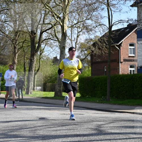 12.04.2026 - 45. Internationalen Wilhelmsburger Insellauf J. Mangold http://msf.ph/oto/9459194 12.04.2026 10:39:18 Ziel 3139, 4009, 4608, 2878, 3110, 4040, 4325, 4871, 4393, 4976, 3043, 5405, 5331, 2521, 2953, 4522, 3442, 5688, 3834, 4629, 4401 meine-sportfotos.de