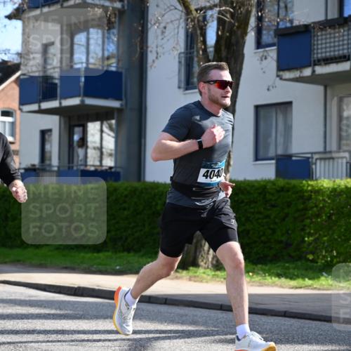 12.04.2026 - 45. Internationalen Wilhelmsburger Insellauf J. Mangold http://msf.ph/oto/9459276 12.04.2026 10:39:27 Ziel 4608, 2878, 3110, 4040, 4325, 4871, 4393, 4976, 3043, 5405, 5331, 2521, 2953, 4522, 3442, 5688, 3834, 4629, 4401, 2100, 4490 meine-sportfotos.de
