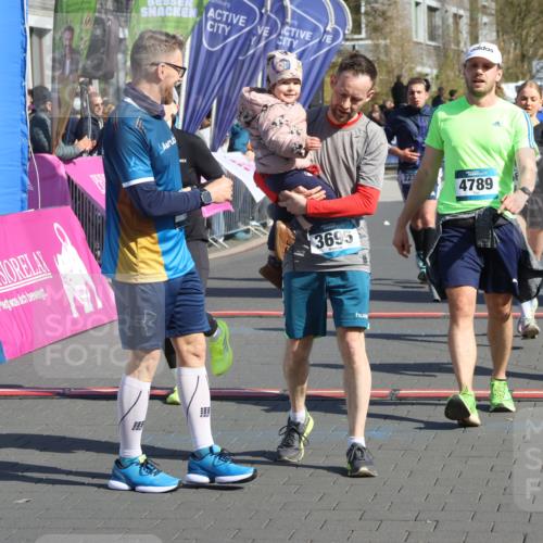 12.04.2026 - 45. Internationalen Wilhelmsburger Insellauf Strokosch-Dieckow http://msf.ph/oto/9459430 12.04.2026 10:49:21 Ziel 3695, 5039, 2672, 4789, 4661, 5360, 5649, 2649, 2231, 3200 meine-sportfotos.de