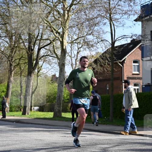 12.04.2026 - 45. Internationalen Wilhelmsburger Insellauf J. Mangold http://msf.ph/oto/9459445 12.04.2026 10:40:00 Ziel 4401, 2100, 4490, 3781, 3785, 2711, 3144, 5606, 3702, 4907, 2525, 3677, 2379, 3677, 2379, 3171 meine-sportfotos.de