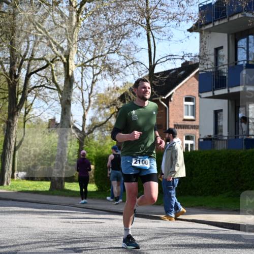 12.04.2026 - 45. Internationalen Wilhelmsburger Insellauf J. Mangold http://msf.ph/oto/9459450 12.04.2026 10:40:00 Ziel 4401, 2100, 4490, 3781, 3785, 2711, 3144, 5606, 3702, 4907, 2525, 3677, 2379, 3677, 2379, 3171 meine-sportfotos.de