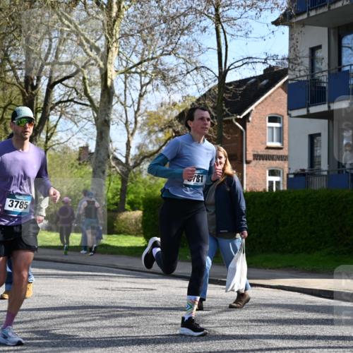12.04.2026 - 45. Internationalen Wilhelmsburger Insellauf J. Mangold http://msf.ph/oto/9459502 12.04.2026 10:40:05 Ziel 4401, 2100, 4490, 3781, 3785, 2711, 3144, 3144, 5606, 3702, 4907, 2525, 3677, 2379, 3171, 5832, 4680, 4262, 2485, 2883 meine-sportfotos.de