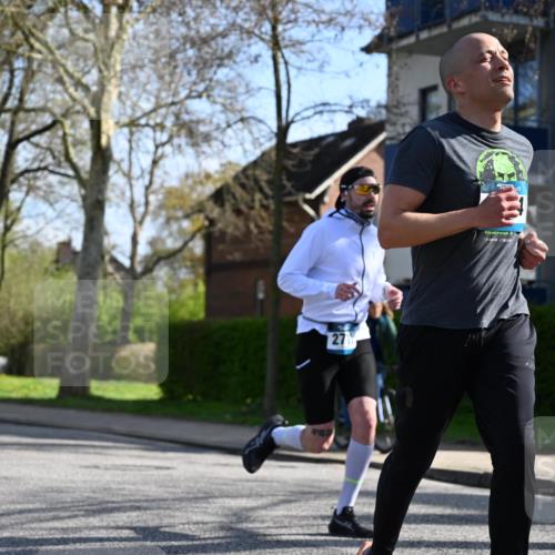 12.04.2026 - 45. Internationalen Wilhelmsburger Insellauf J. Mangold http://msf.ph/oto/9459536 12.04.2026 10:40:16 Ziel 4490, 3781, 3785, 2711, 3144, 5606, 3702, 4907, 2525, 3677, 2379, 3171, 5832, 4680, 4262, 2485, 2883, 4501, 2633, 2634, 3090, 4649, 4655, 3987, 3381, 3380, 4180, 4980, 5408, 2507 meine-sportfotos.de