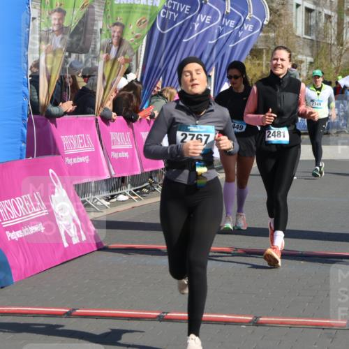 12.04.2026 - 45. Internationalen Wilhelmsburger Insellauf Strokosch-Dieckow http://msf.ph/oto/9459544 12.04.2026 11:06:10 Ziel 2267, 2268, 2767, 2481, 2449 meine-sportfotos.de