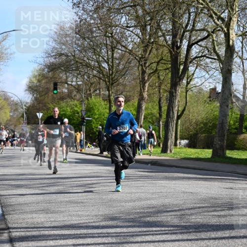 12.04.2026 - 45. Internationalen Wilhelmsburger Insellauf J. Mangold http://msf.ph/oto/9459545 12.04.2026 10:40:18 Ziel 2711, 3144, 5606, 3702, 4907, 2525, 3677, 2379, 3171, 5832, 4680, 4262, 2485, 2883, 4501, 4501, 2633, 2634, 3090, 4649, 4655, 3987, 3381, 3380, 4180, 4980, 5408, 2507, 2456, 2768 meine-sportfotos.de