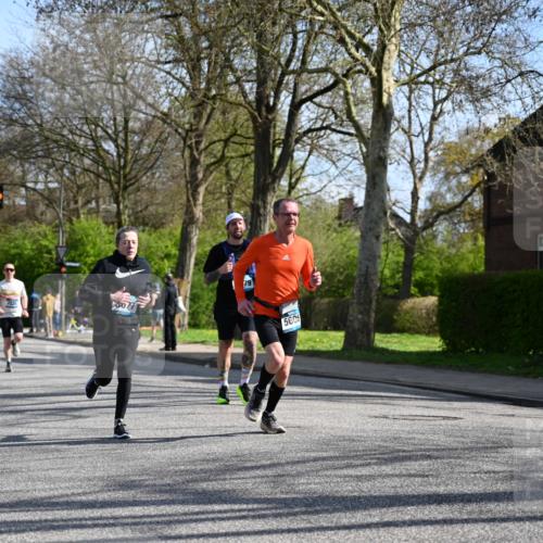 12.04.2026 - 45. Internationalen Wilhelmsburger Insellauf J. Mangold http://msf.ph/oto/9459574 12.04.2026 10:40:23 Ziel 2711, 3144, 5606, 3702, 4907, 2525, 3677, 2379, 3171, 3171, 5832, 4680, 4262, 2485, 2883, 4501, 2633, 2634, 3090, 4649, 4655, 3987, 3381, 3380, 3381, 3380, 4180, 4980, 5408, 2507, 2456, 2768, 3534, 5281 meine-sportfotos.de