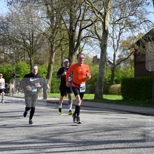 12.04.2026 - 45. Internationalen Wilhelmsburger Insellauf J. Mangold http://msf.ph/oto/9459576 12.04.2026 10:40:23 Ziel 2711, 3144, 5606, 3702, 4907, 2525, 3677, 2379, 3171, 3171, 5832, 4680, 4262, 2485, 2883, 4501, 2633, 2634, 3090, 4649, 4655, 3987, 3381, 3380, 3381, 3380, 4180, 4980, 5408, 2507, 2456, 2768, 3534, 5281 meine-sportfotos.de