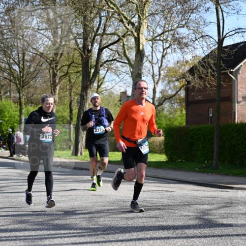 12.04.2026 - 45. Internationalen Wilhelmsburger Insellauf J. Mangold http://msf.ph/oto/9459584 12.04.2026 10:40:23 Ziel 2711, 3144, 5606, 3702, 4907, 2525, 3677, 2379, 3171, 3171, 5832, 4680, 4262, 2485, 2883, 4501, 2633, 2634, 3090, 4649, 4655, 3987, 3381, 3380, 3381, 3380, 4180, 4980, 5408, 2507, 2456, 2768, 3534, 5281 meine-sportfotos.de