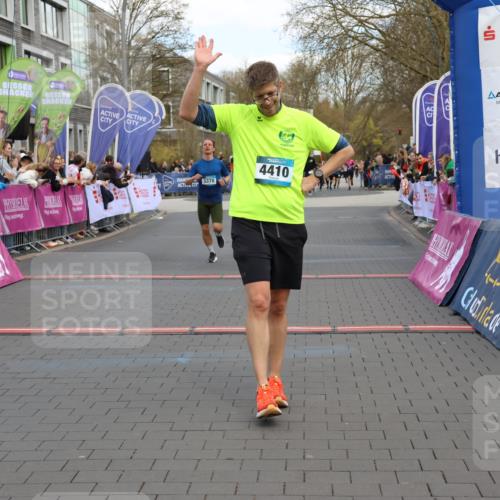 12.04.2026 - 45. Internationalen Wilhelmsburger Insellauf Strokosch-Dieckow http://msf.ph/oto/9459593 12.04.2026 13:00:54 Laufen  meine-sportfotos.de
