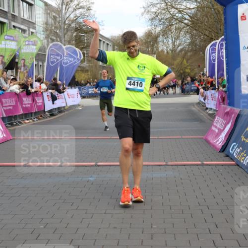 12.04.2026 - 45. Internationalen Wilhelmsburger Insellauf Strokosch-Dieckow http://msf.ph/oto/9459601 12.04.2026 13:00:54 Laufen  meine-sportfotos.de