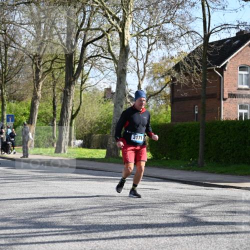 12.04.2026 - 45. Internationalen Wilhelmsburger Insellauf J. Mangold http://msf.ph/oto/9459640 12.04.2026 10:40:32 Ziel 5606, 3702, 4907, 2525, 3677, 2379, 3171, 5832, 4680, 4262, 2485, 2883, 4501, 2633, 2634, 3090, 2633, 2634, 3090, 4649, 4655, 3987, 3381, 3380, 4180, 4980, 5408, 2507, 2456, 2768, 3534, 3534, 5281, 5247, 5299, 5315, 5288, 3444 meine-sportfotos.de