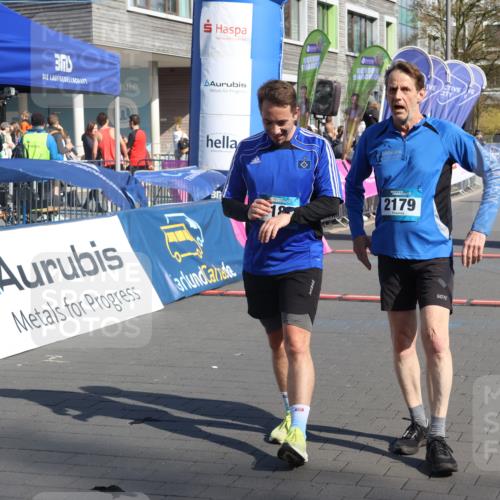 12.04.2026 - 45. Internationalen Wilhelmsburger Insellauf Strokosch-Dieckow http://msf.ph/oto/9459646 12.04.2026 10:49:31 Ziel 4185, 2179 meine-sportfotos.de