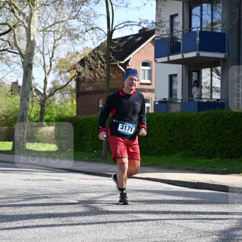 12.04.2026 - 45. Internationalen Wilhelmsburger Insellauf J. Mangold http://msf.ph/oto/9459657 12.04.2026 10:40:33 Ziel 5606, 3702, 4907, 2525, 3677, 2379, 3171, 5832, 4680, 4262, 2485, 2883, 4501, 2633, 2634, 3090, 4649, 4655, 4649, 4655, 3987, 3381, 3380, 4180, 4980, 5408, 2507, 2456, 2768, 3534, 5281, 5281, 5247, 5299, 5315, 5288, 3444, 5254 meine-sportfotos.de