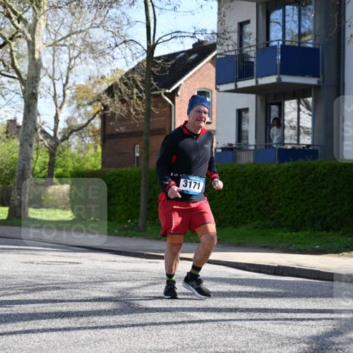 12.04.2026 - 45. Internationalen Wilhelmsburger Insellauf J. Mangold http://msf.ph/oto/9459658 12.04.2026 10:40:33 Ziel 5606, 3702, 4907, 2525, 3677, 2379, 3171, 5832, 4680, 4262, 2485, 2883, 4501, 2633, 2634, 3090, 4649, 4655, 4649, 4655, 3987, 3381, 3380, 4180, 4980, 5408, 2507, 2456, 2768, 3534, 5281, 5281, 5247, 5299, 5315, 5288, 3444, 5254 meine-sportfotos.de