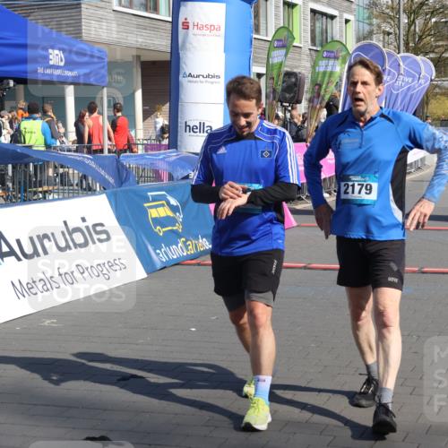 12.04.2026 - 45. Internationalen Wilhelmsburger Insellauf Strokosch-Dieckow http://msf.ph/oto/9459661 12.04.2026 10:49:31 Ziel 4185, 2179 meine-sportfotos.de