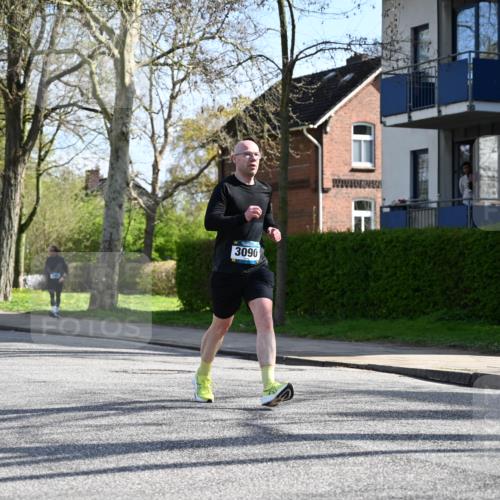 12.04.2026 - 45. Internationalen Wilhelmsburger Insellauf J. Mangold http://msf.ph/oto/9459710 12.04.2026 10:40:42 Ziel 3171, 5832, 4680, 4262, 2485, 2883, 4501, 2633, 2634, 3090, 4649, 4655, 3987, 3381, 3380, 4180, 4980, 5408, 2507, 2456, 2768, 2768, 3534, 5281, 5247, 5299, 5315, 5288, 5315, 5288, 3444, 5254, 2148, 5489, 4645, 4646, 5560 meine-sportfotos.de
