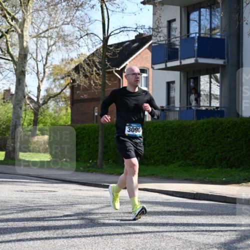12.04.2026 - 45. Internationalen Wilhelmsburger Insellauf J. Mangold http://msf.ph/oto/9459719 12.04.2026 10:40:43 Ziel 3171, 5832, 4680, 4262, 2485, 2883, 4501, 2633, 2634, 3090, 4649, 4655, 3987, 3381, 3380, 4180, 4980, 5408, 2507, 2456, 2768, 3534, 5281, 5247, 5299, 5315, 5288, 3444, 5254, 2148, 5489, 4645, 4646, 5560, 4295 meine-sportfotos.de