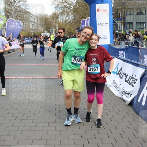 12.04.2026 - 45. Internationalen Wilhelmsburger Insellauf Strokosch-Dieckow http://msf.ph/oto/9459720 12.04.2026 13:00:44 Laufen  meine-sportfotos.de