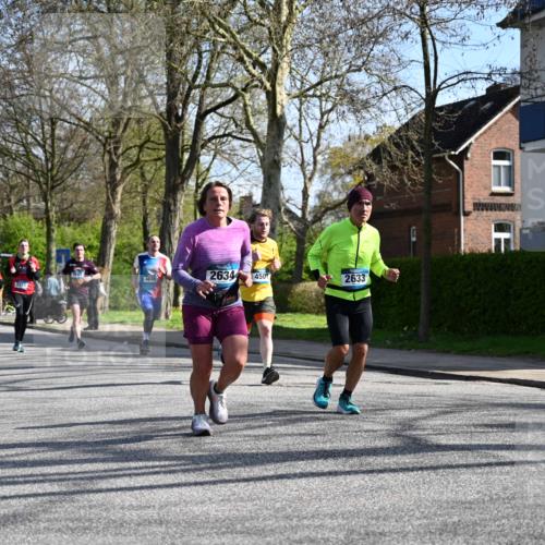 12.04.2026 - 45. Internationalen Wilhelmsburger Insellauf J. Mangold http://msf.ph/oto/9459735 12.04.2026 10:40:44 Ziel 3171, 5832, 4680, 4262, 2485, 2883, 4501, 2633, 2634, 3090, 4649, 4655, 3987, 3381, 3380, 4180, 4980, 5408, 2507, 2456, 2768, 3534, 3534, 5281, 5247, 5299, 5315, 5288, 3444, 3444, 5254, 2148, 5489, 4645, 4646, 5560, 4295 meine-sportfotos.de