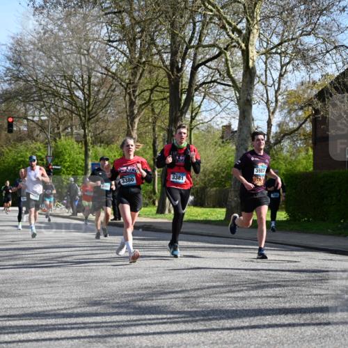 12.04.2026 - 45. Internationalen Wilhelmsburger Insellauf J. Mangold http://msf.ph/oto/9459762 12.04.2026 10:40:47 Ziel 3171, 5832, 4680, 4262, 2485, 2883, 4501, 2633, 2634, 3090, 4649, 4655, 3987, 3381, 3380, 4180, 4980, 5408, 2507, 2456, 2768, 3534, 5281, 5247, 5299, 5315, 5288, 3444, 5254, 2148, 5489, 4645, 4646, 4645, 4646, 5560, 4295, 5038, 4674 meine-sportfotos.de