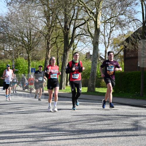 12.04.2026 - 45. Internationalen Wilhelmsburger Insellauf J. Mangold http://msf.ph/oto/9459766 12.04.2026 10:40:47 Ziel 3171, 5832, 4680, 4262, 2485, 2883, 4501, 2633, 2634, 3090, 4649, 4655, 3987, 3381, 3380, 4180, 4980, 5408, 2507, 2456, 2768, 3534, 5281, 5247, 5299, 5315, 5288, 3444, 5254, 2148, 5489, 4645, 4646, 4645, 4646, 5560, 4295, 5038, 4674 meine-sportfotos.de