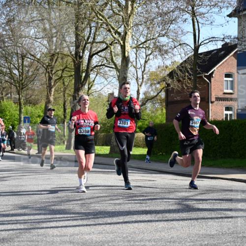 12.04.2026 - 45. Internationalen Wilhelmsburger Insellauf J. Mangold http://msf.ph/oto/9459776 12.04.2026 10:40:48 Ziel 3171, 5832, 4680, 4262, 2485, 2883, 4501, 2633, 2634, 3090, 4649, 4655, 3987, 3381, 3380, 4180, 4980, 5408, 2507, 2456, 2768, 3534, 5281, 5247, 5299, 5315, 5288, 3444, 5254, 2148, 5489, 4645, 4646, 5560, 4295, 5038, 4674 meine-sportfotos.de